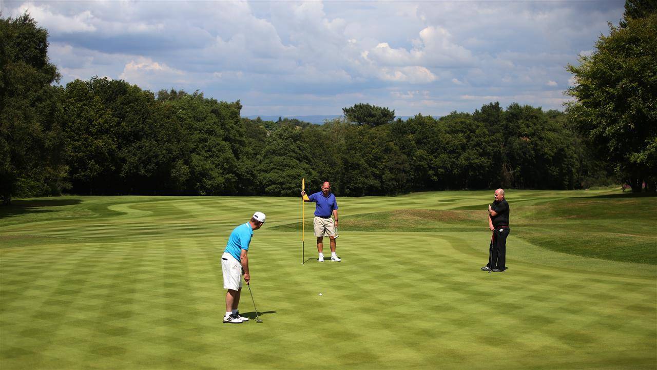 ATS Golf Meadow – Where Luxury Meets the Fairway